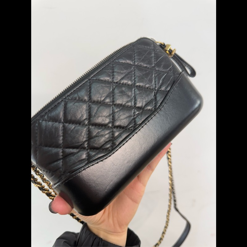 Chanel 黑金mini流浪鏈條包-16