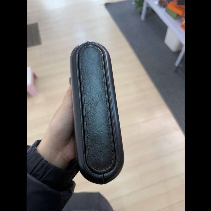 Chanel 黑金mini流浪鏈條包-18