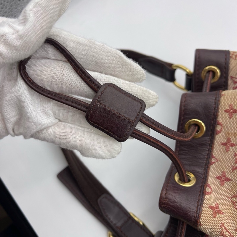 Lv树莓红丹宁牛仔小号水桶包-8