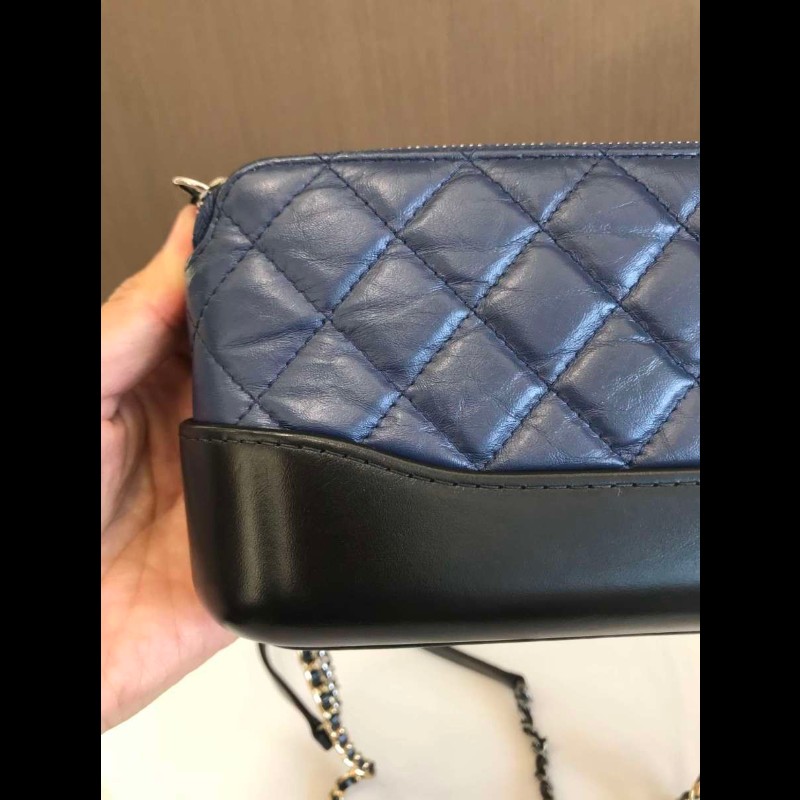 Chanel 藍拼黑mini流浪包-9