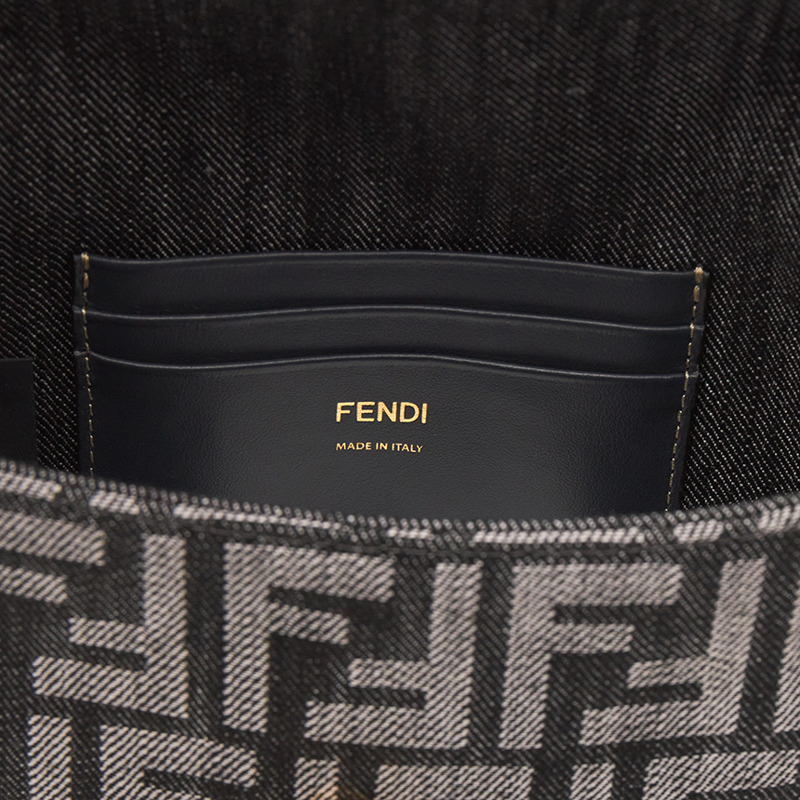 FENDI Baguette 女士鏈單肩包 8BS017 AUT4 F1UJ5-7