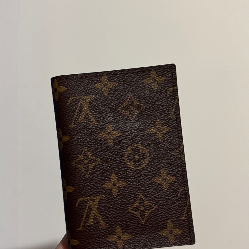 LV Louis Vuitton 護照套 護照夾 Passport-0