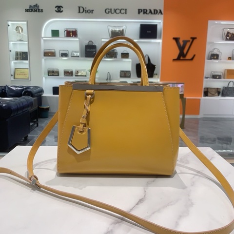 芬迪  8BH253-D7E-F0E5W