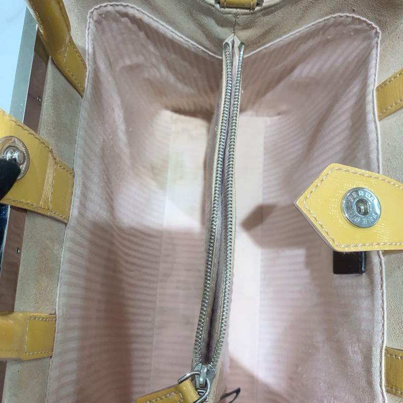 芬迪 8BH253-D7E-F0E5W-7