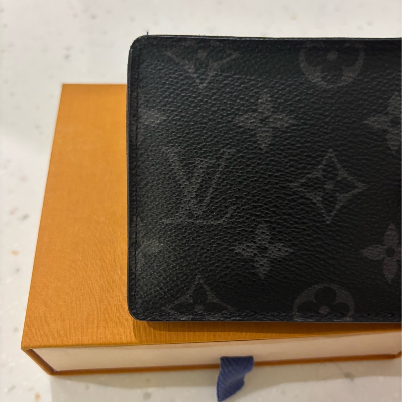 LV黑老花短夾-11