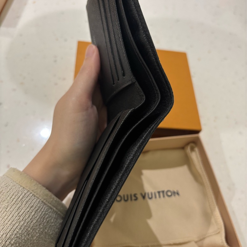 LV黑老花短夾-15