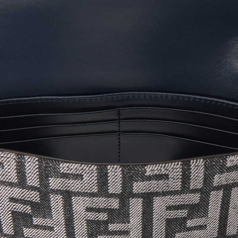 FENDI 女士鏈條法棍包 8M0498 AUT4 F1UJ5-8