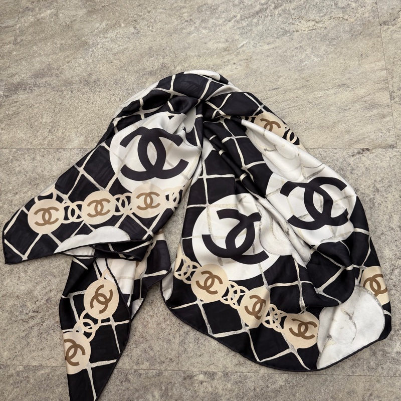 Chanel 山茶花絲巾-4