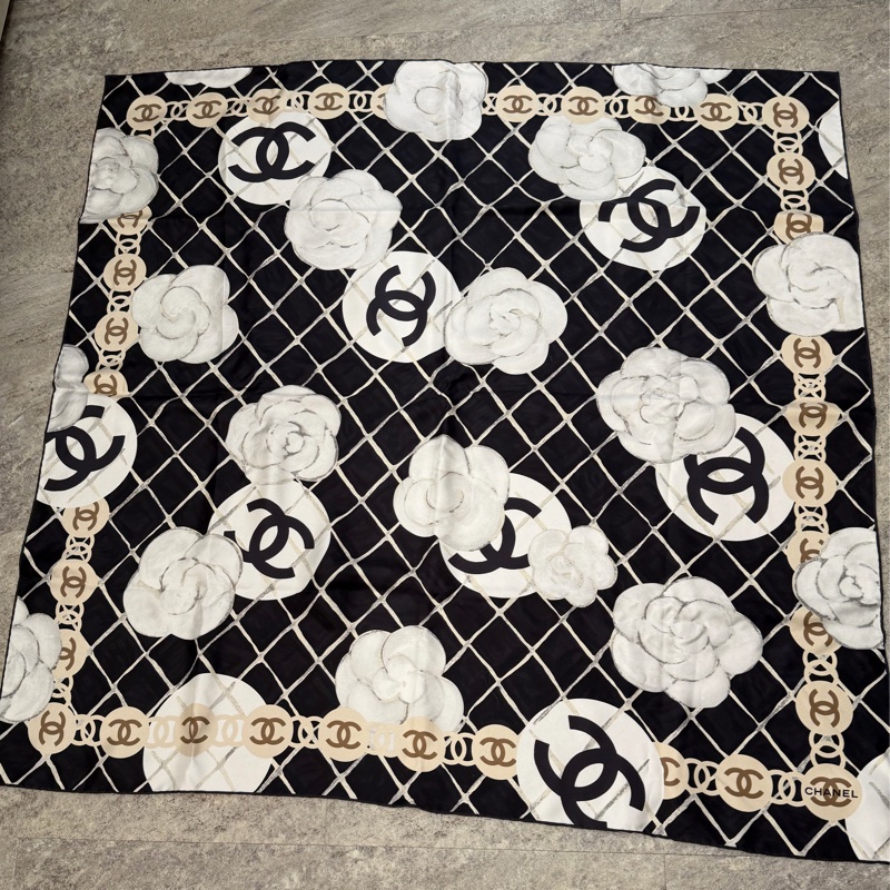 Chanel 山茶花絲巾-5