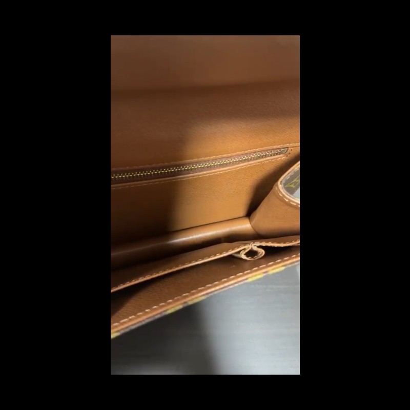 💥最新上架💥 中古LV 手拿包 M51810 連內袋-9