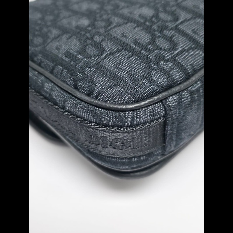 Dior 黑色Mini Dior 8 Messenger Bag
(未使用品)-8