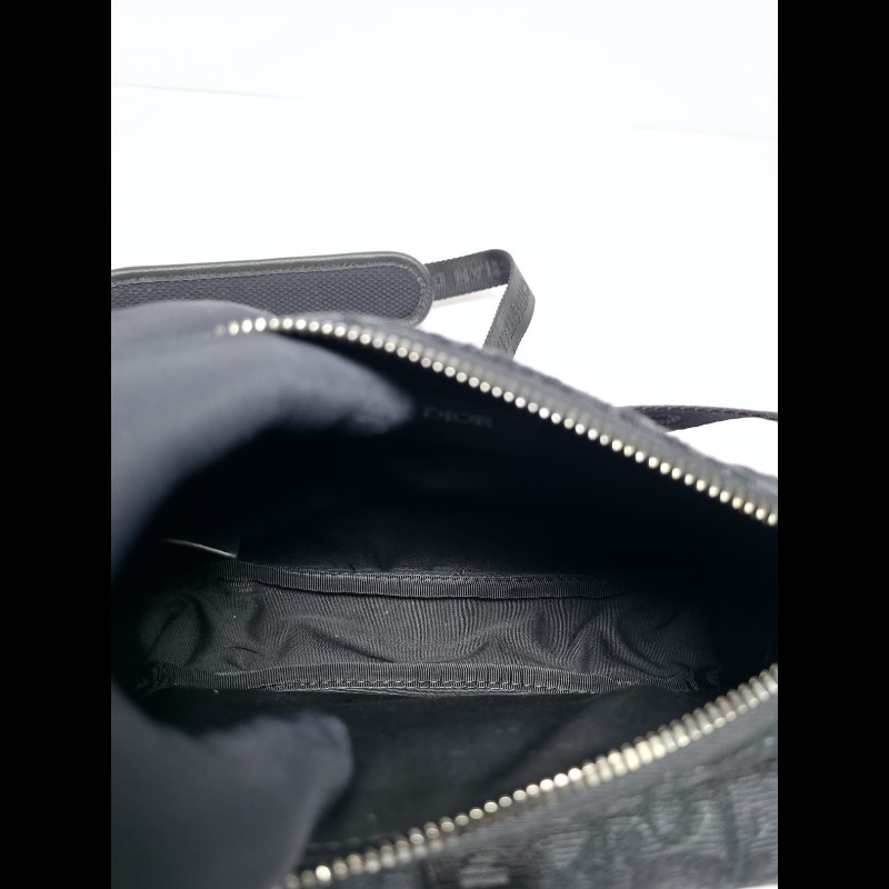 Dior 黑色Mini Dior 8 Messenger Bag
(未使用品)-13