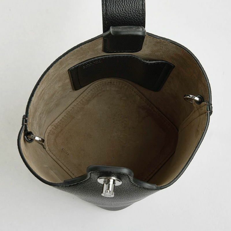 LOEWE Pebble 迷你水桶肩包 FW25 女士-6