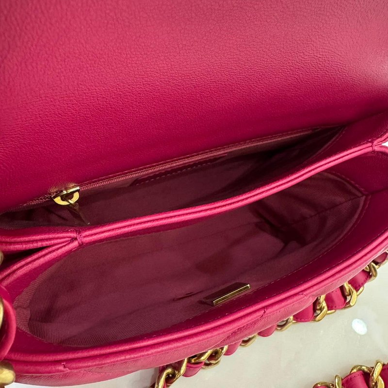 *SHIHNA名牌精品*CHANEL 桃紅色金鍊枕頭包 (芯片款)-4