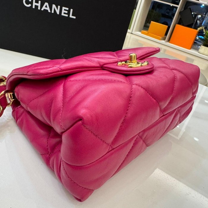*SHIHNA名牌精品*CHANEL 桃紅色金鍊枕頭包 (芯片款)-7