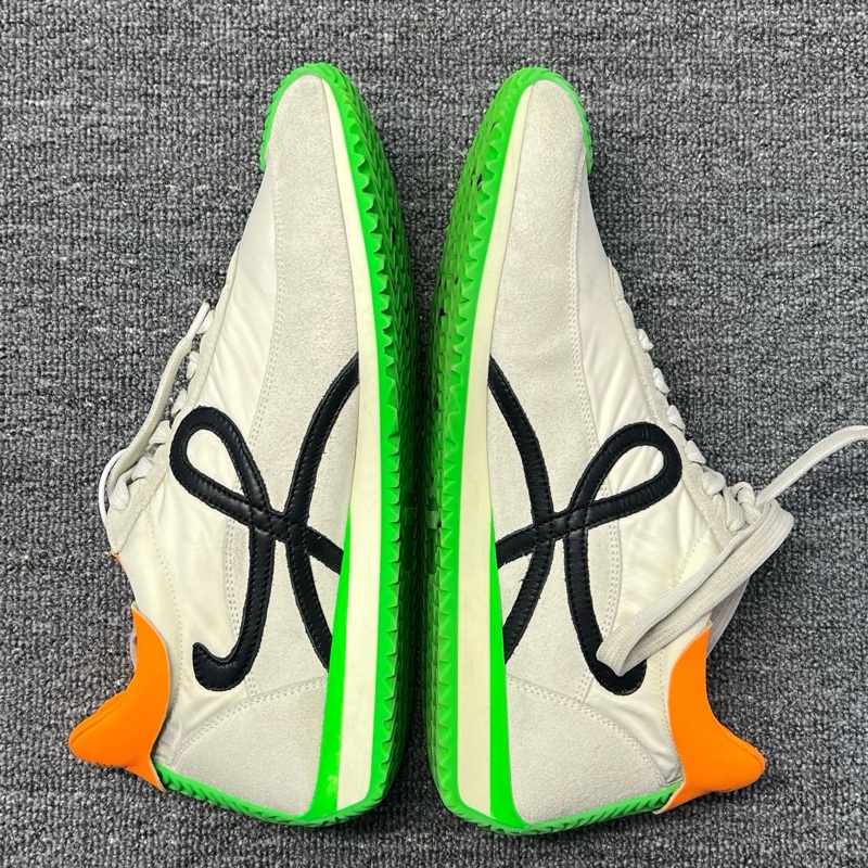 95新LOEWE罗意威 Flow Runner 尼龍 低幫 生活休閒鞋 40碼 男款-1