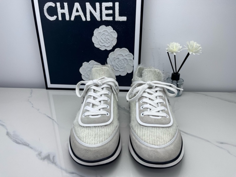 98新Chanel 香奈兒 毛絨雙C米白色運動鞋 37.5碼-1