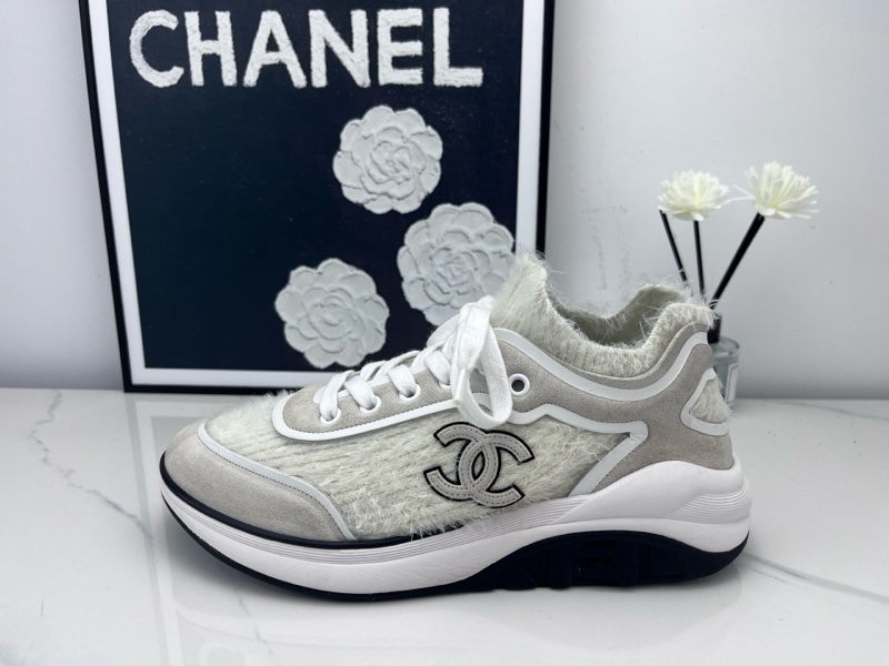 98新Chanel 香奈兒 毛絨雙C米白色運動鞋 37.5碼-3