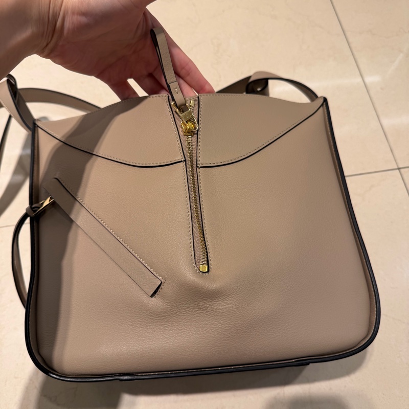 LOEWE Hammock 沙色小牛皮手提斜背吊床包(小)-1