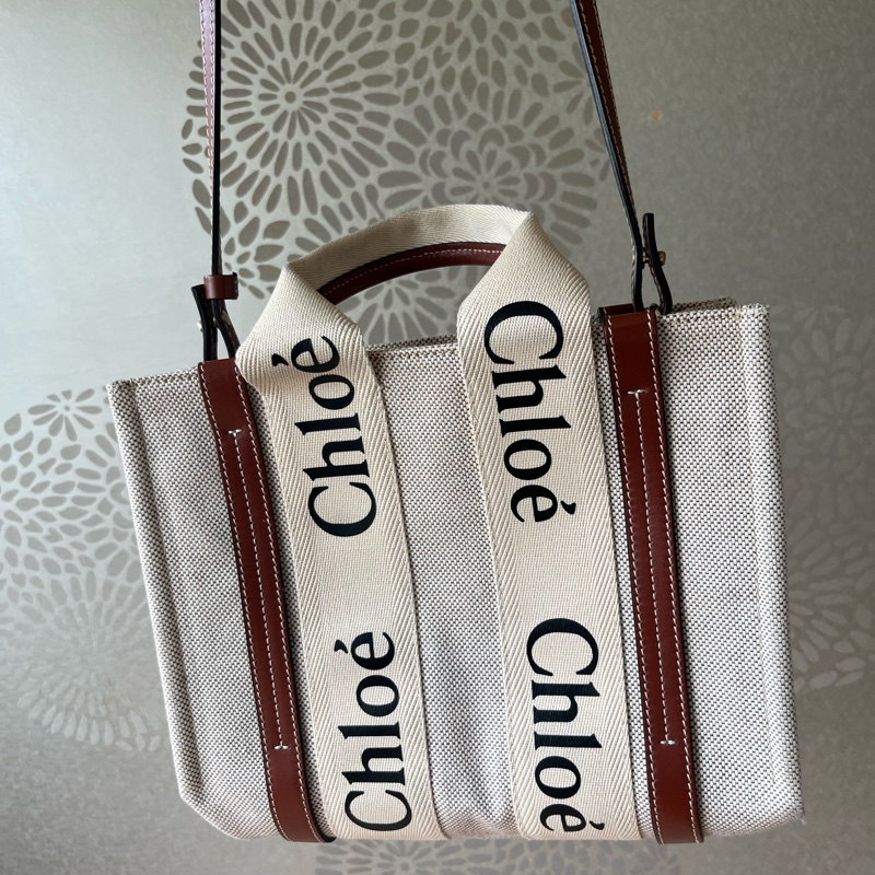 Chole SMALL WOODY TOTE BAG  (有背帶的新款）-1