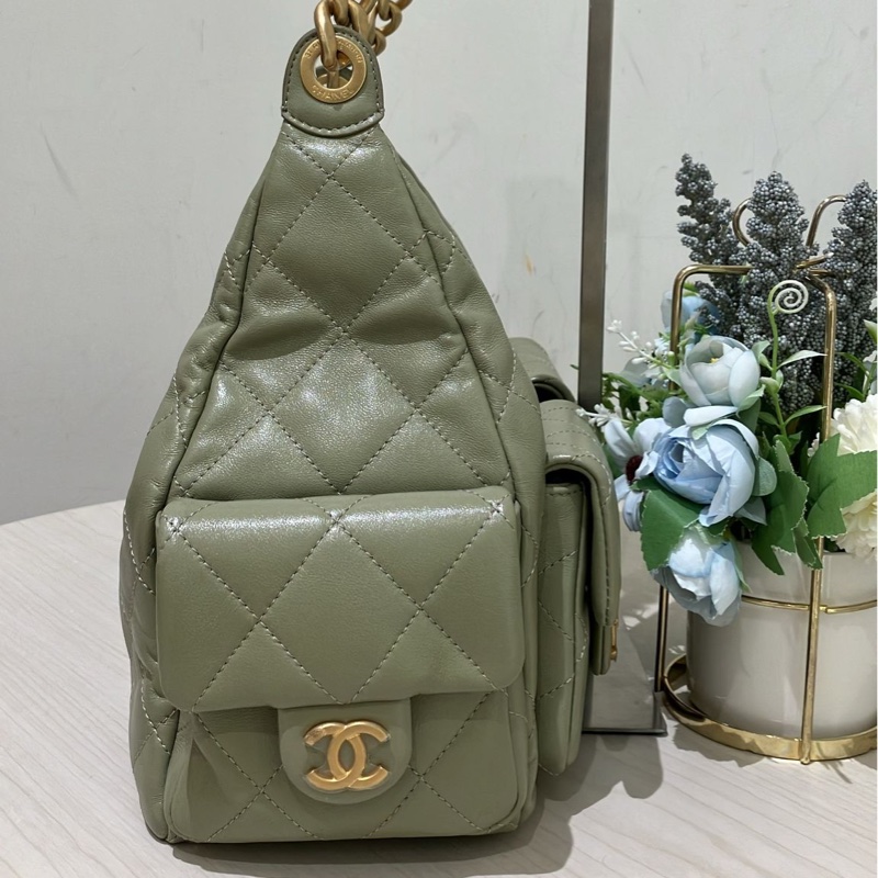 Chanel 24K Maxi Hobo-2