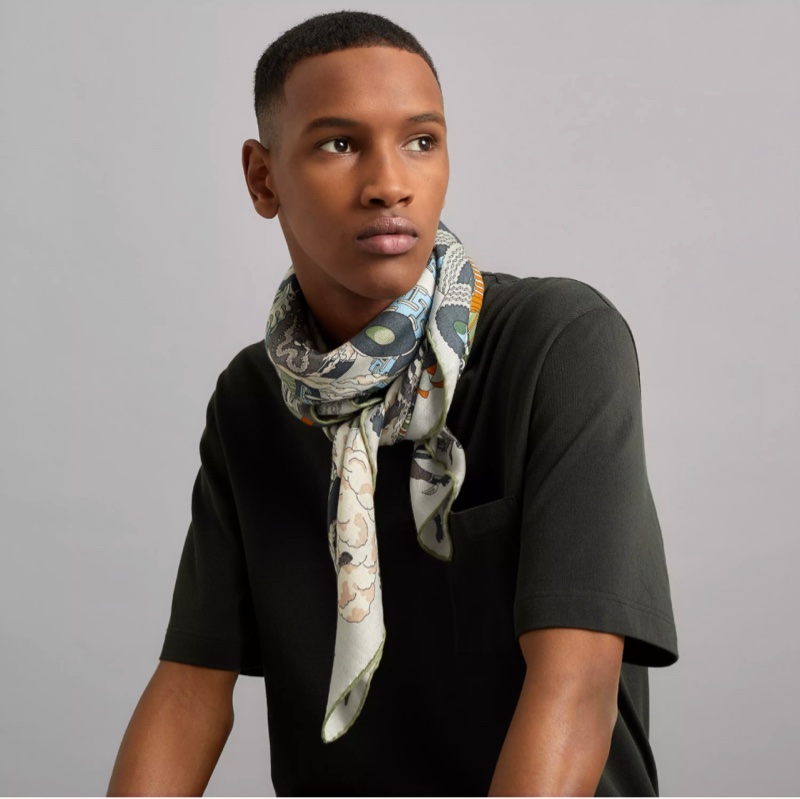 HERMES Les As du Volant scarf 100 愛馬仕羊絨混絲100公分方巾/圍巾-1