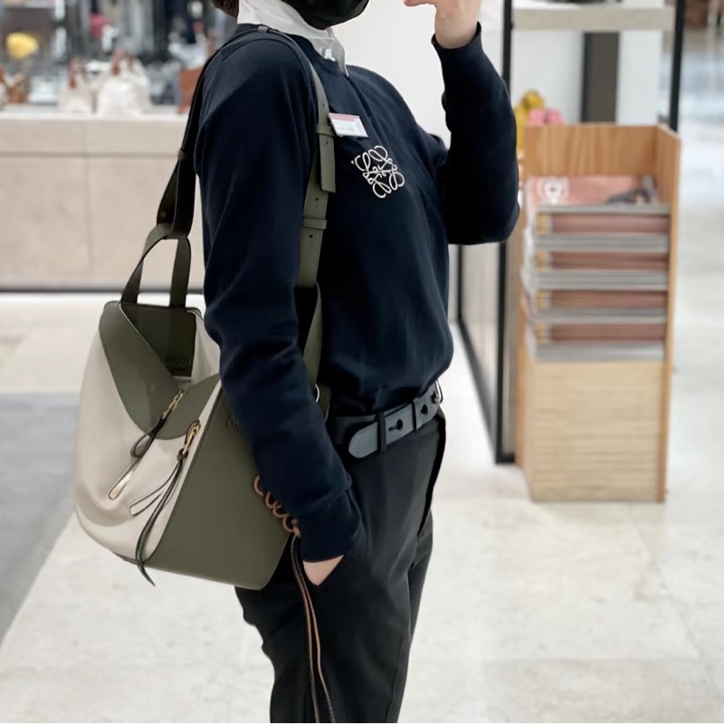 Loewe small hammock 小號吊床包-5