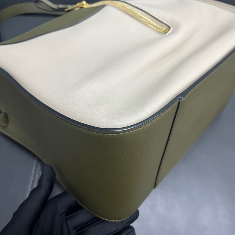 Loewe small hammock 小號吊床包-11