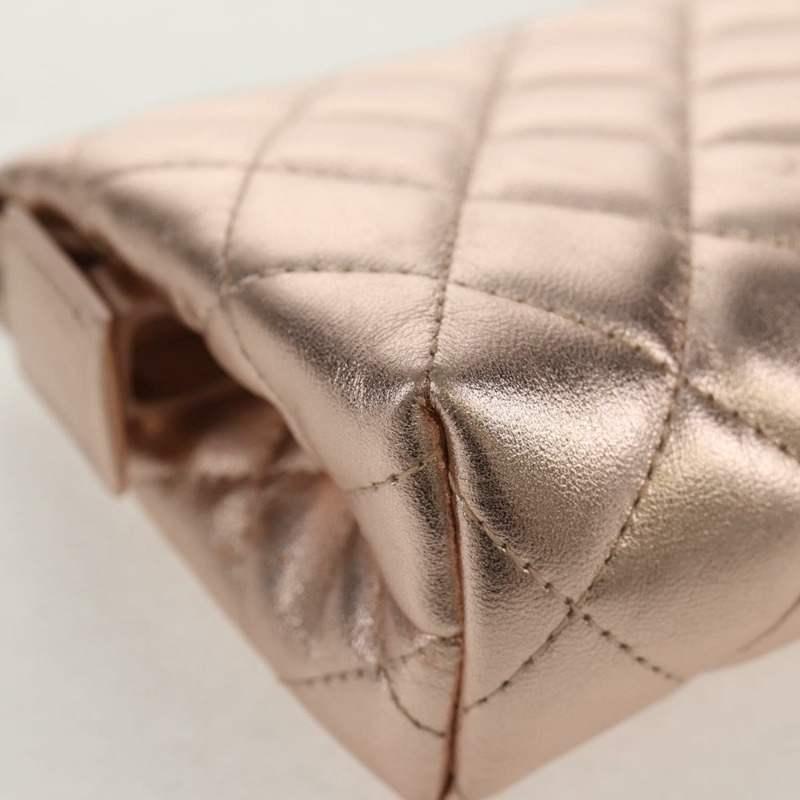 【日本直送】香奈兒 (CHANEL) 絎縫羊皮粉金雙C標誌手拿包 Auth 157936M-14