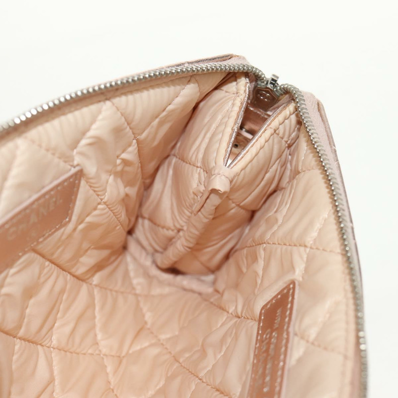 【日本直送】香奈兒 (CHANEL) 絎縫羊皮粉金雙C標誌手拿包 Auth 157936M-17