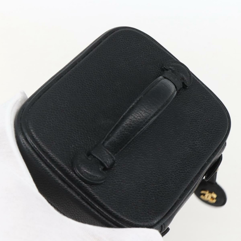 【日本直送】香奈兒魚子醬皮黑金CC標誌化妝包 Auth bs31913-5