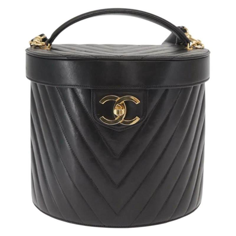 【日本直送】香奈兒 V 字縫線化妝包，羊皮材質，兩用，黑色，金色雙 C 標誌，正品編號 158944SAV-12