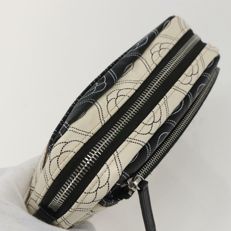 【日本直送】香奈兒山茶花手拿包 PVC 黑色 銀色 CC 認證 159324V-4