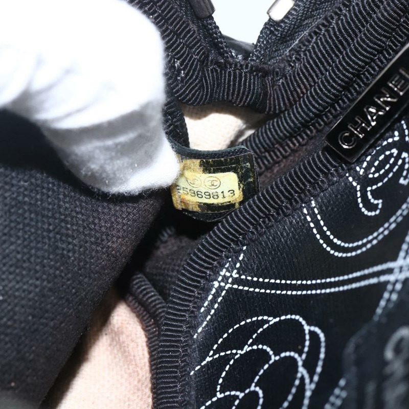 【日本直送】香奈兒山茶花手拿包 PVC 黑色 銀色 CC 認證 159324V-10