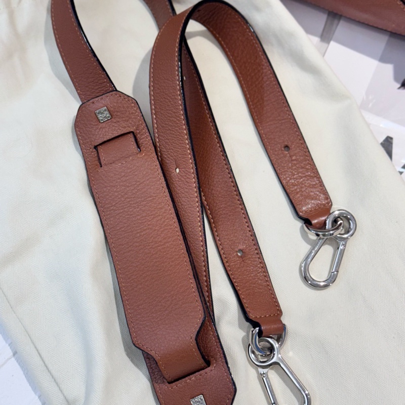 98新 羅意威/Loewe 中號手袋牛皮革 290mm*190mm*1-2