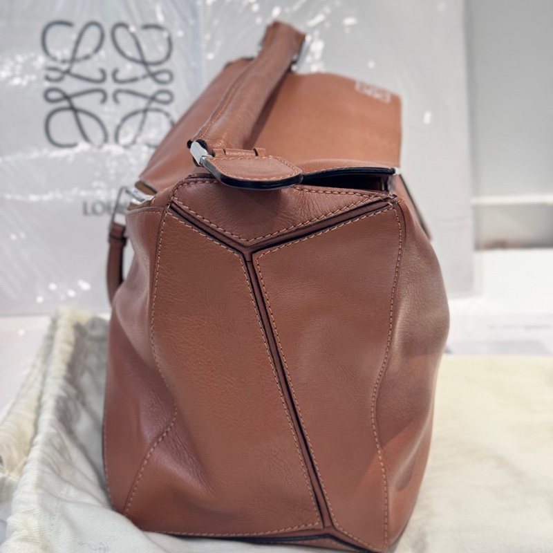 98新 羅意威/Loewe 中號手袋牛皮革 290mm*190mm*1-5