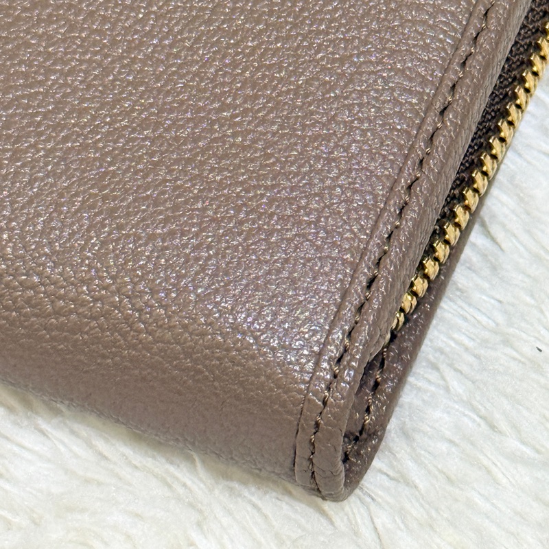 9新以上✨Loewe 咖色 牛皮長夾-23