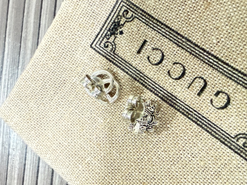 Gucci 純銀不對稱 花朵耳環  銀飾 古馳 銀耳環-8