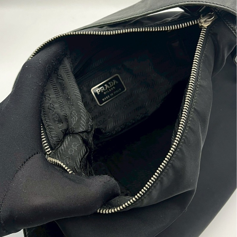 Prada Hobo-11