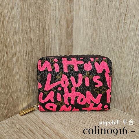 [絕版塗鴉❣️] LV桃紅滿版老花塗鴉拉鏈零錢包