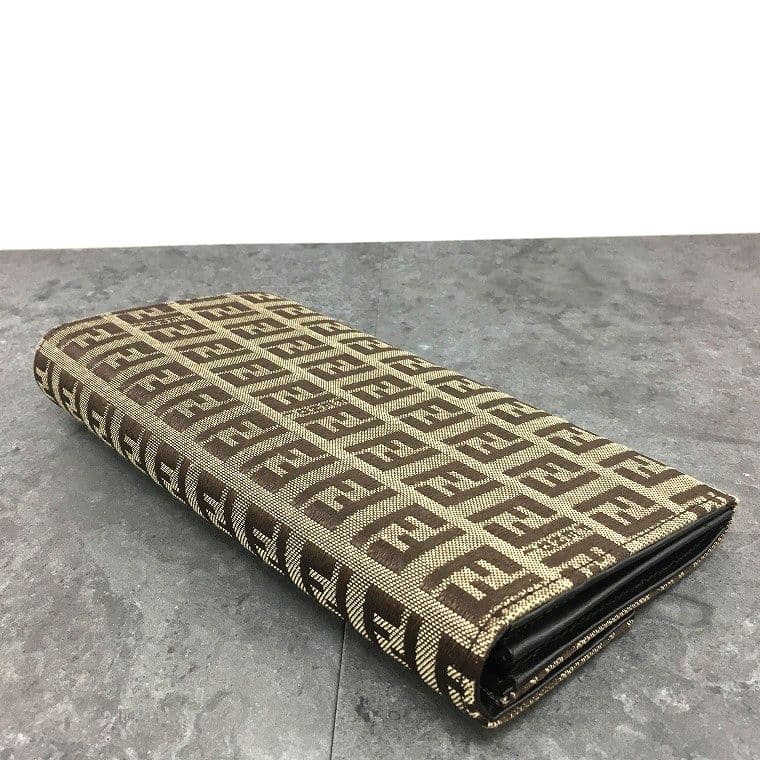 FENDI 經典精品套組FENDI Zucca 老花肩背手提包 +FENDI Zucca 老花長夾 =整套出售，不拆賣（成套更有質感及收藏完整度＆穿搭一致性）-4