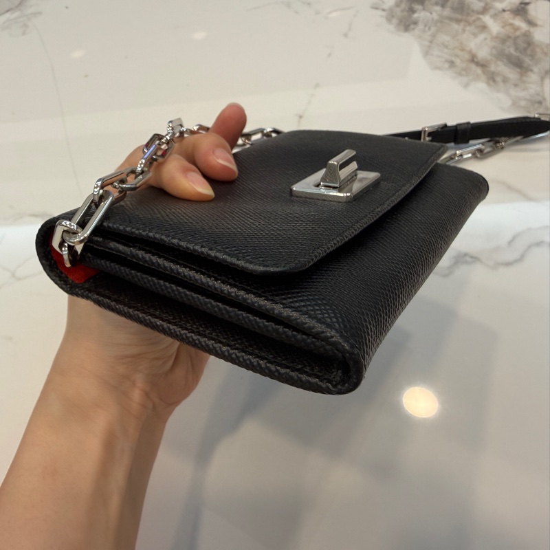 Prada WOC 黑色 鏈子皮夾-15