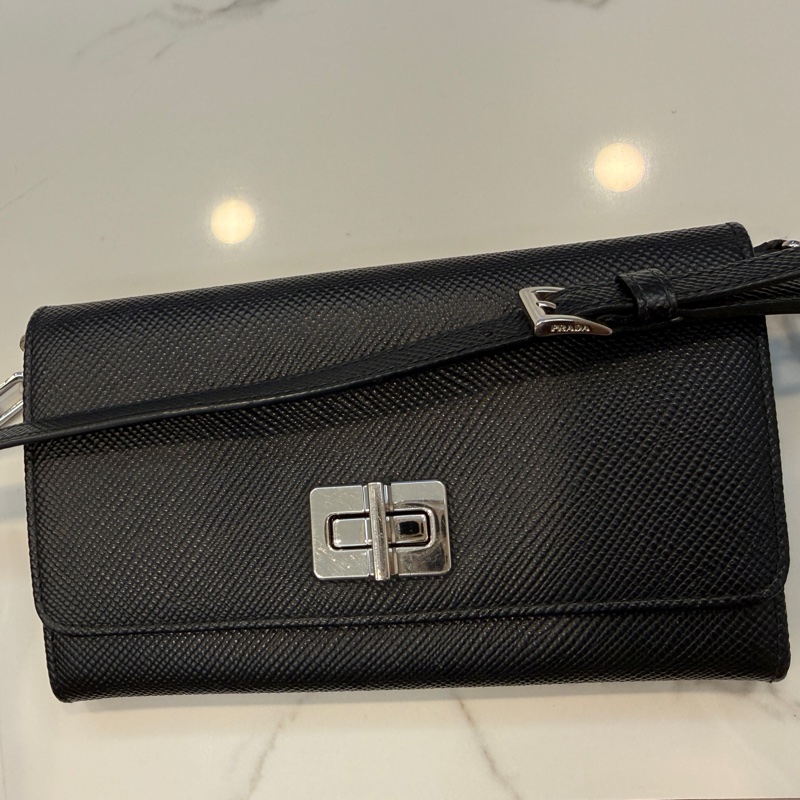 Prada WOC 黑色 鏈子皮夾-22