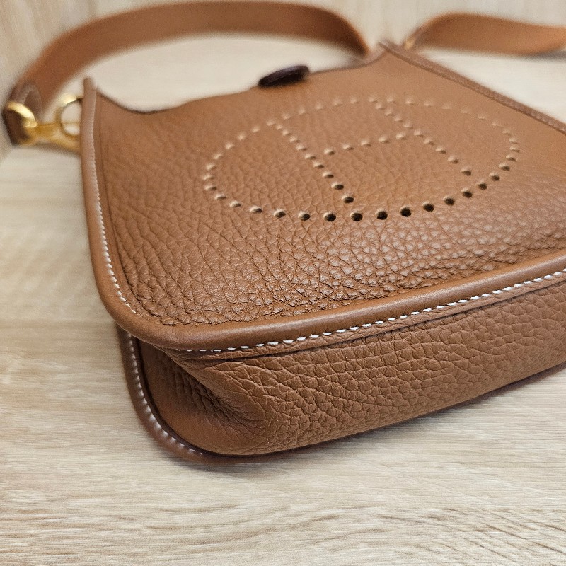 [好物夯色免配貨🧧] Hermes 金棕金 MiniEvelyne肩斜背包-5