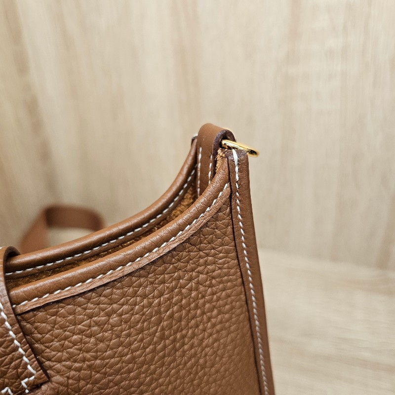 [好物夯色免配貨🧧] Hermes 金棕金 MiniEvelyne肩斜背包-7