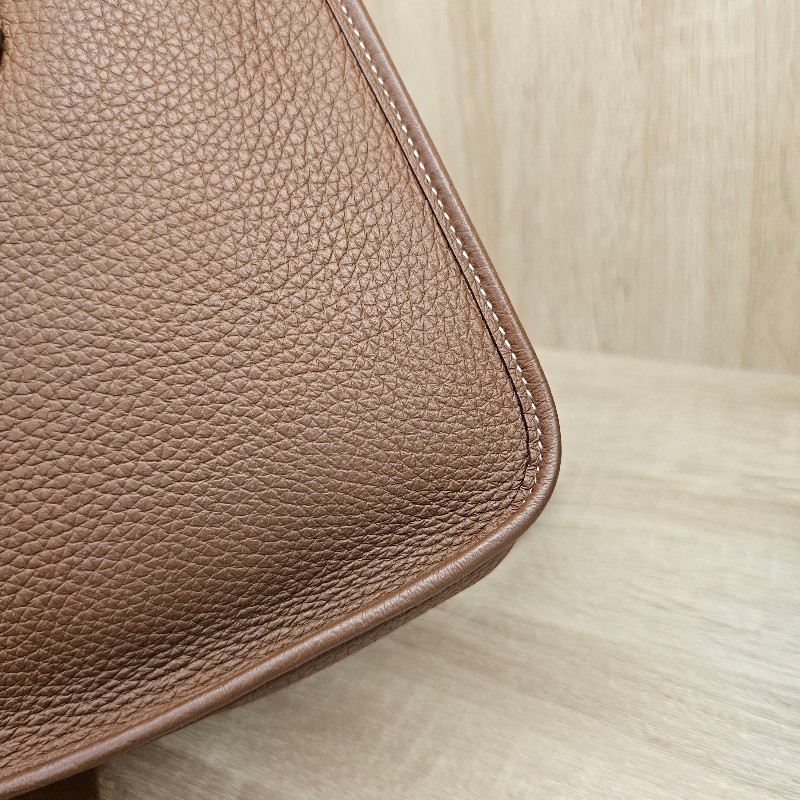 [好物夯色免配貨🧧] Hermes 金棕金 MiniEvelyne肩斜背包-10