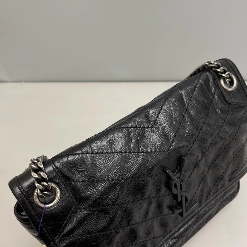 YSL聖羅蘭Niki中號黑色銀鏈全皮郵差包-2