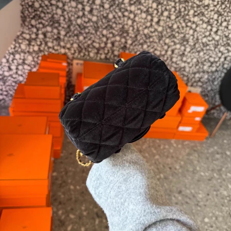 Chanel 25C的vic黑金手柄圓筒-2