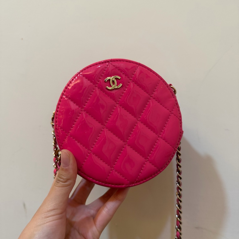 請看好包況再下單🔥Chanel粉色菱格紋漆皮MINI圓餅包-5