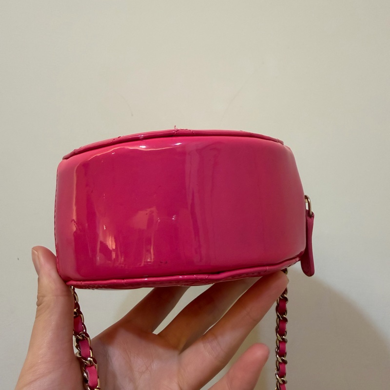 請看好包況再下單🔥Chanel粉色菱格紋漆皮MINI圓餅包-7